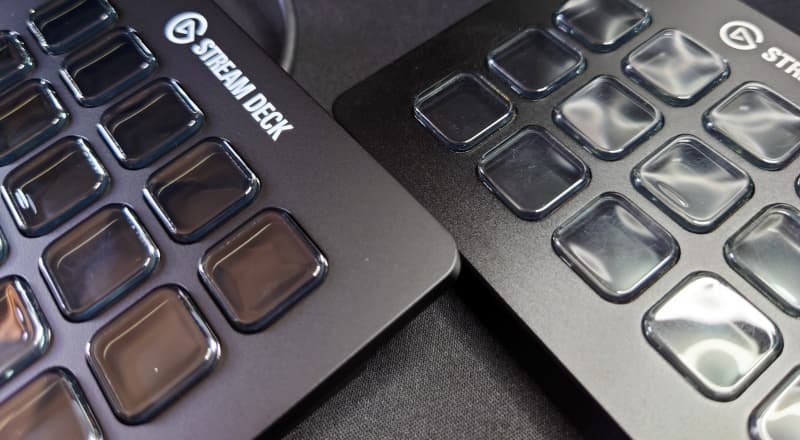 Elgato Stream Deck 初代とMK.2のプレート比較