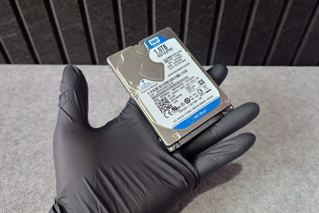 ニトリル手袋着用イメージ